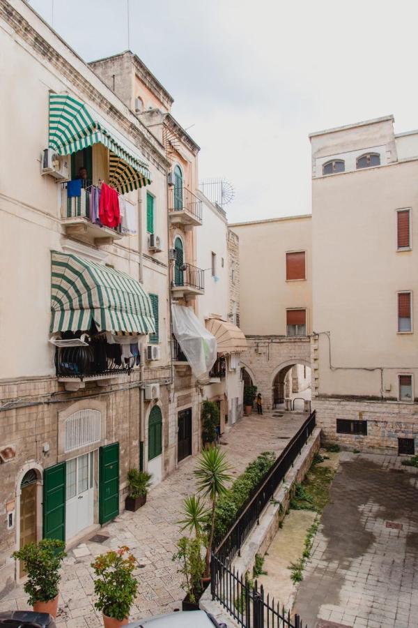 Palazzo Le Travi Hotell Bari Eksteriør bilde