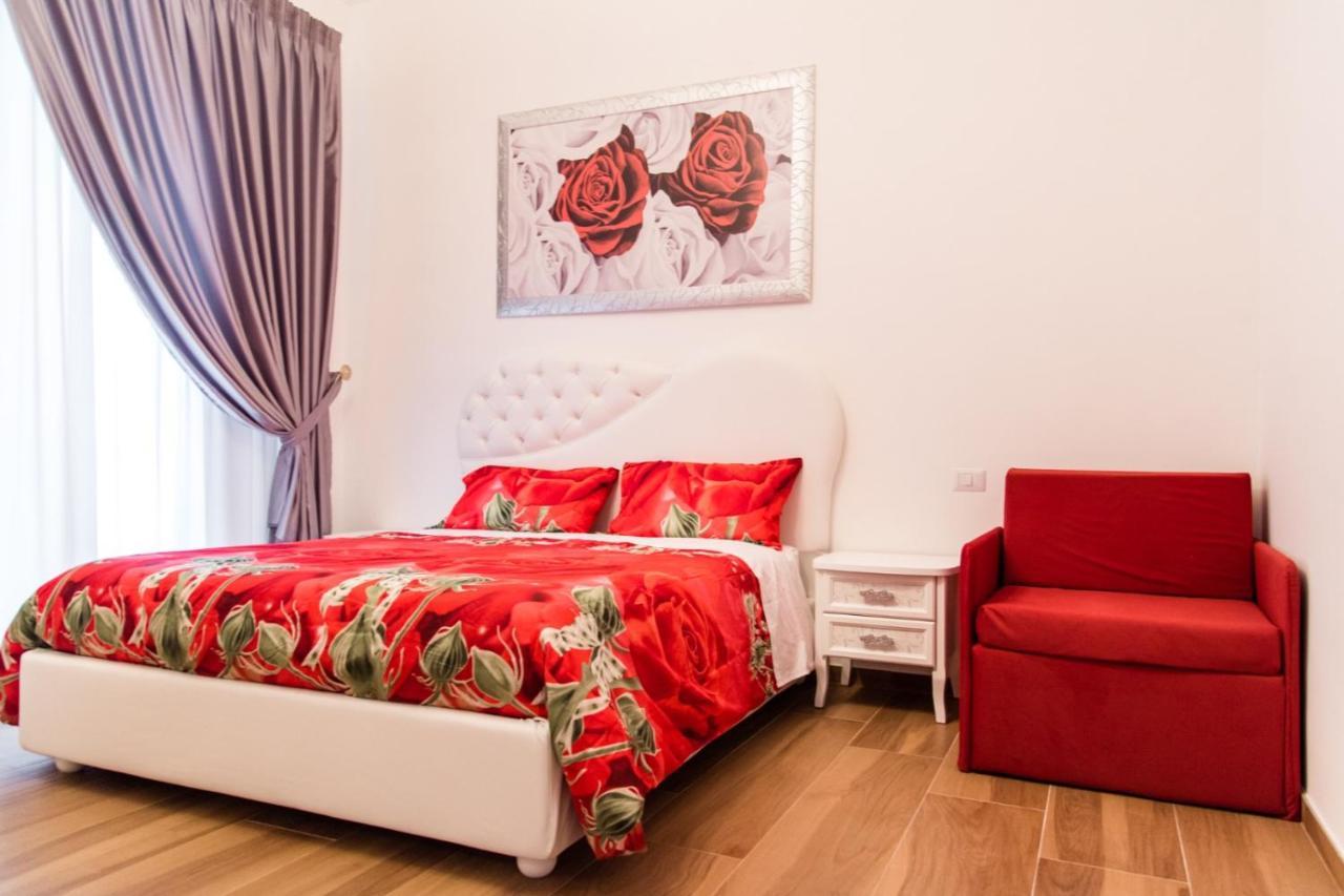 Palazzo Le Travi Hotell Bari Eksteriør bilde
